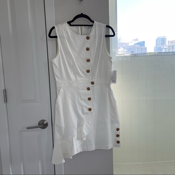 NWT ⭐️ AMUR White dress - Picture 6 of 16